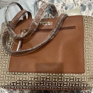 Tommy Hilfiger handbag
